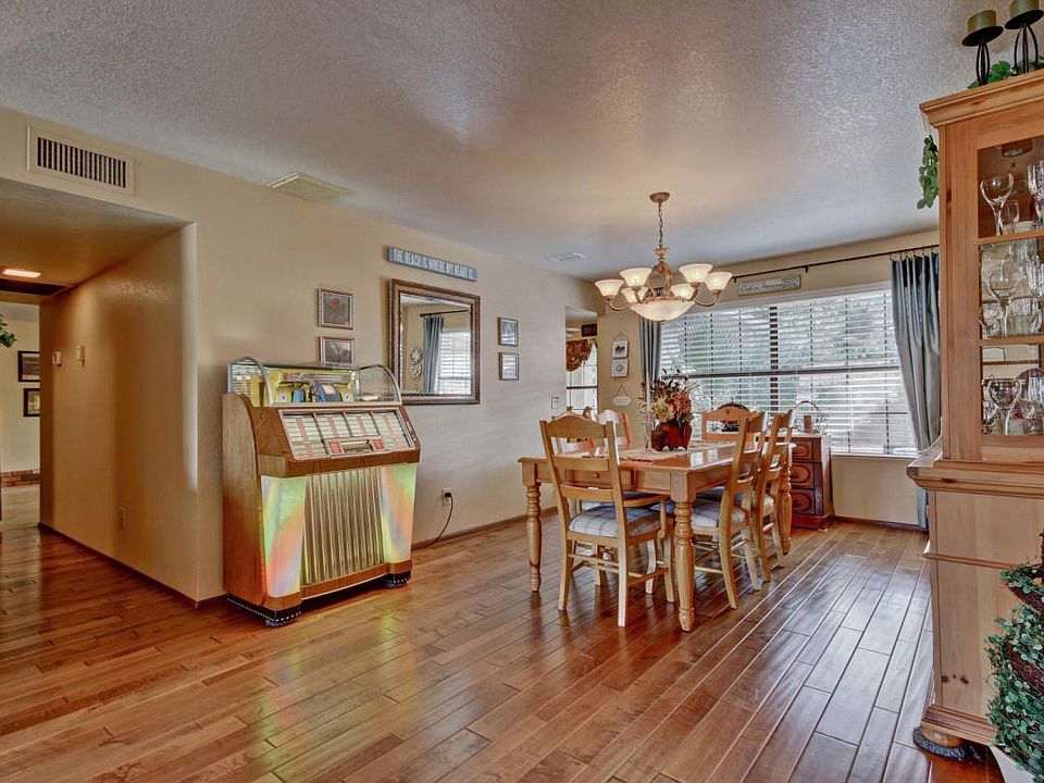 1st image of 5139 W Mercer Ln