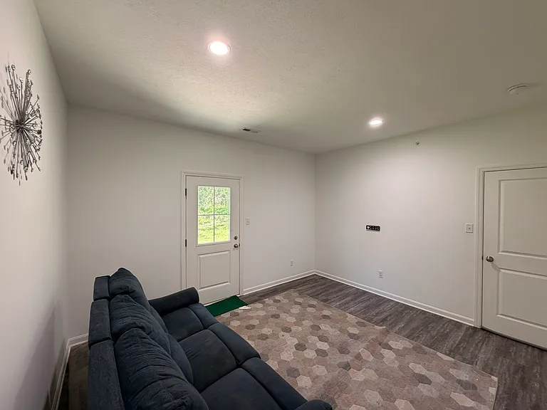 310 Thurgood Dr — Photo 8