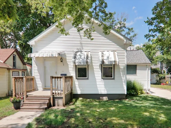 711 W Front St, Bloomington, IL 61701