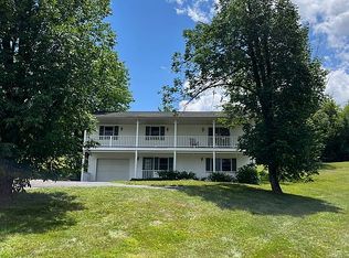 5522 Ruhr Rd, Berlin, OH 44610