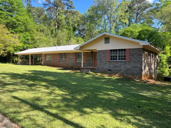 105 Martinson Dr, Abbeville, AL 36310