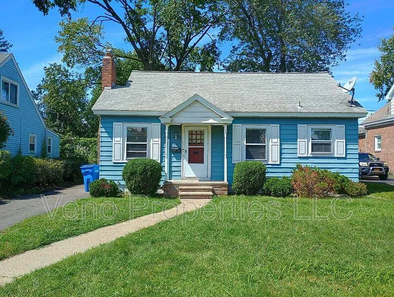186 Winthrop Ave