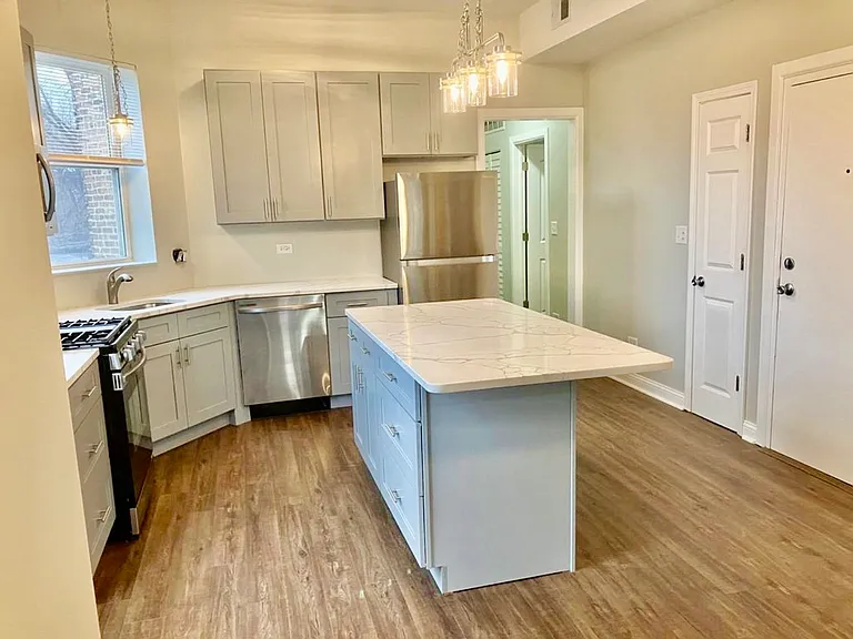 6138 S Ingleside Ave #2 — Photo 4