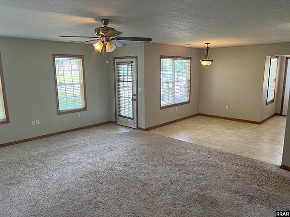 3rd image of 111 White Squirrel Dr