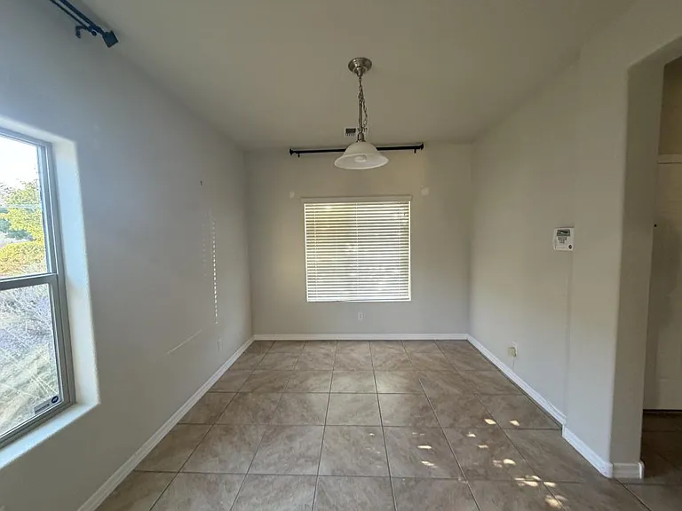 1005 El Paseo St NW — Photo 18