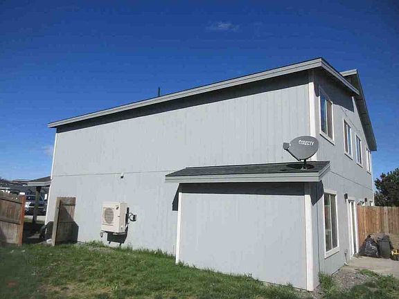 3rd image of 219-221 Merrick Ave