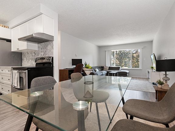 2nd image of 45598 McIntosh Dr #115
