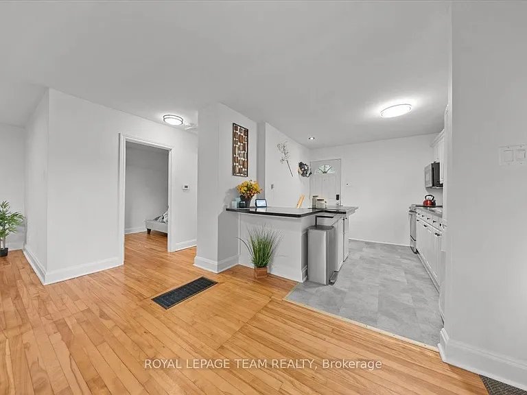 331 Beechgrove Ave — Photo 8