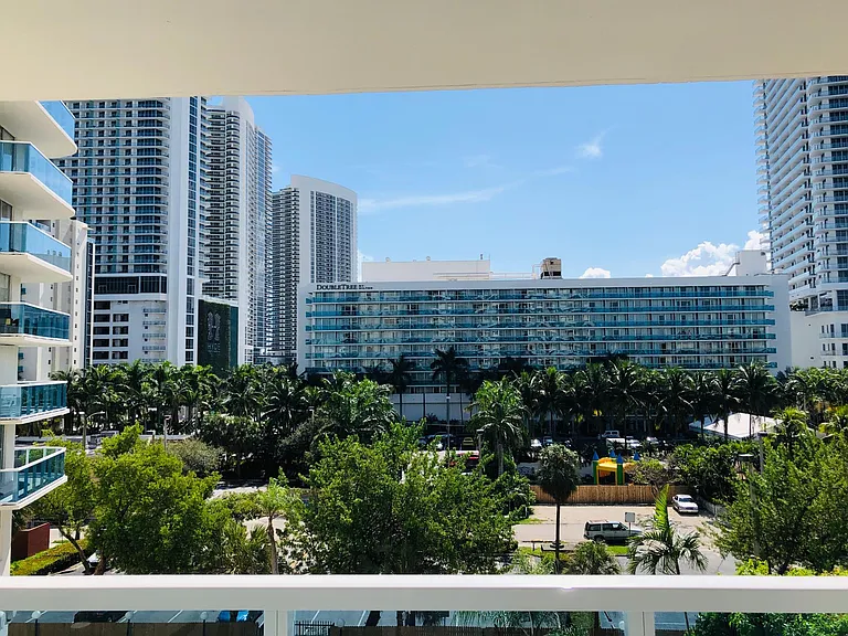 3800 S Ocean Dr #410 — Photo 8