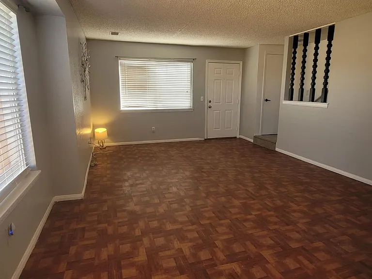 21250 Laguna Rd #5 — Photo 7