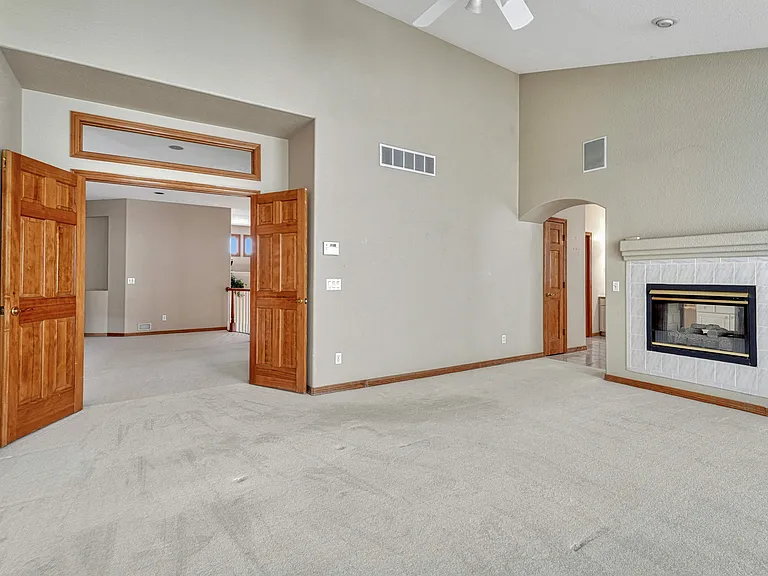 8406 Green Island Cir — Photo 34