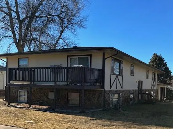 1111 2nd St W, Dickinson, ND 58601