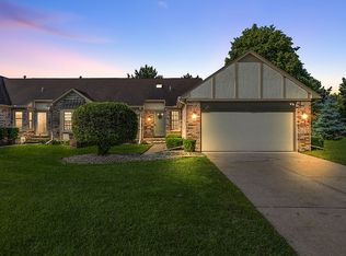 15474 Orchard Ridge Dr, Clinton Township, MI 48038