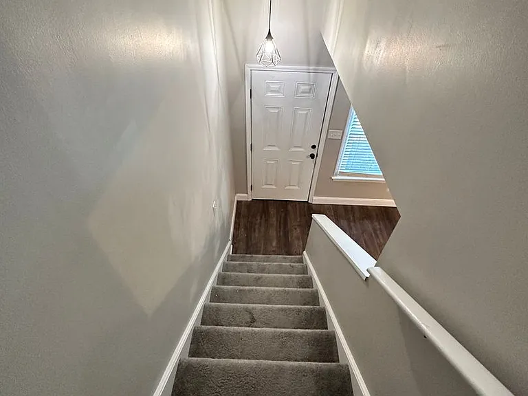 2335 Brookview Ct — Photo 23