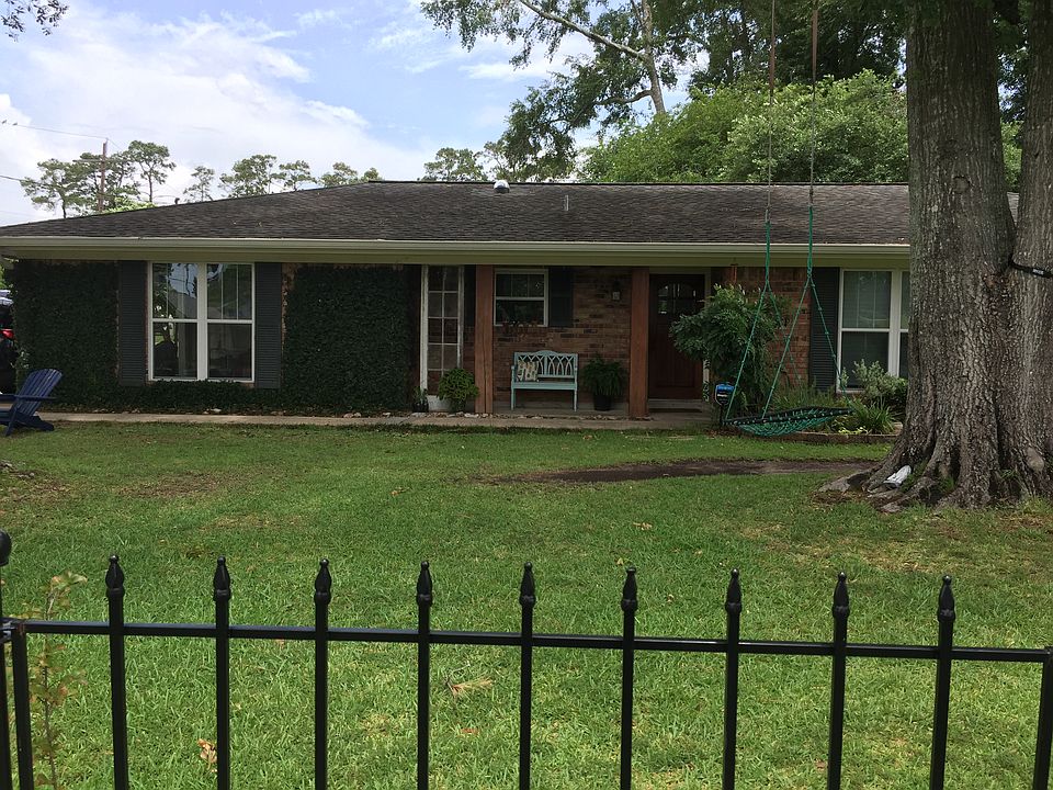 1st image of 2701 Mary Ann Dr