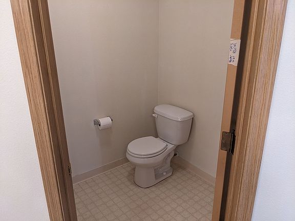 5th image of 5407 NE 78th Ave