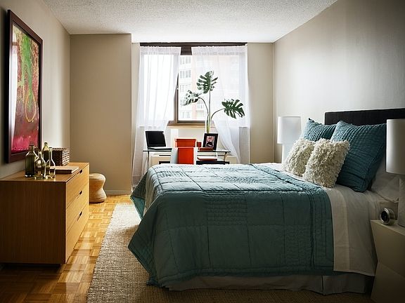 4th image of 200 E 94th St APT 2316