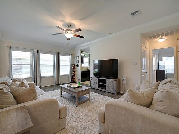 4th image of 121 Bufflehead Ln