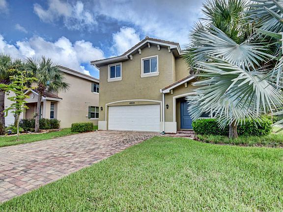 4th image of 4839 Foxtail Palm Ct
