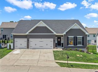 218 Carlton Point Dr, Wentzville, MO 63385