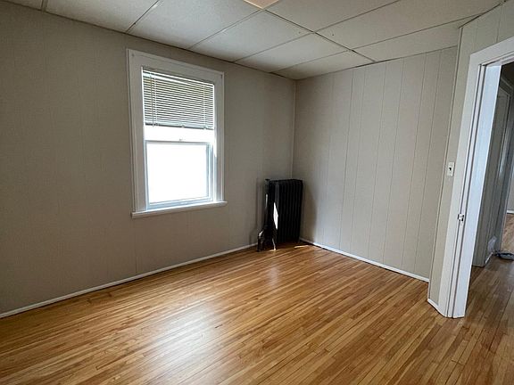 4th image of 2097 Fairmount Ave #1