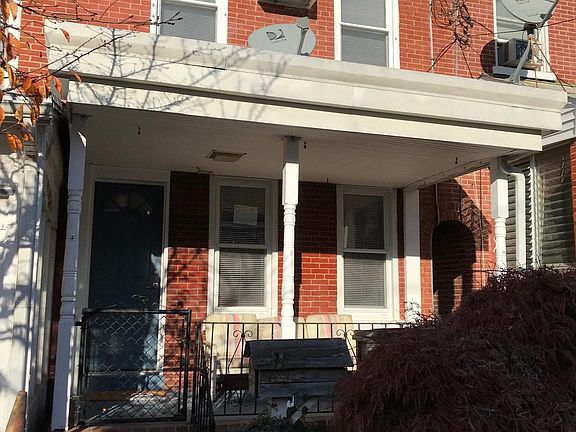3rd image of 1619 Howland St