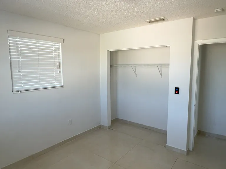 4021 SW 72nd Dr — Photo 9