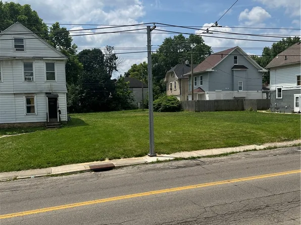 1206 Wyoming St, Dayton, OH 45410