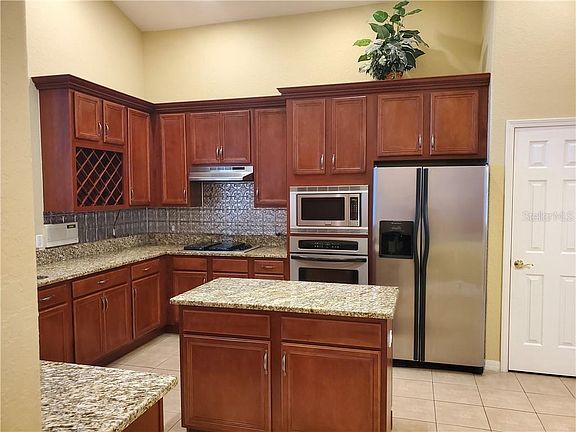 5th image of 11427 Newgate Crest Dr