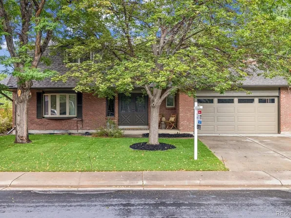 9329 W Baltic Drive, Lakewood, CO 80227