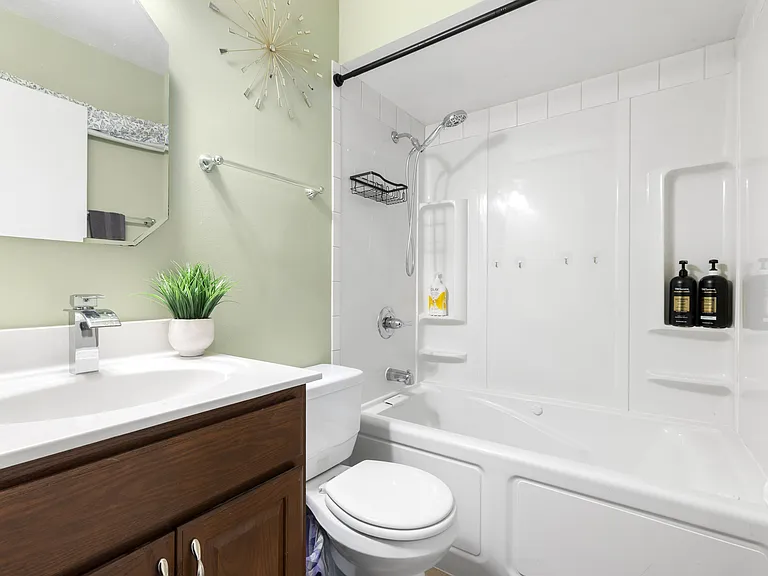 625 Robert Ave — Photo 19
