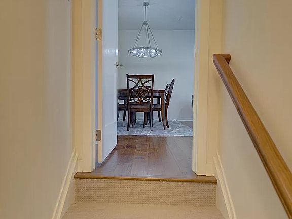 4th image of 109 Wyndham Ln