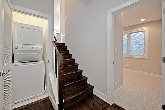 4th image of 2412 W Cortland St APT 2W