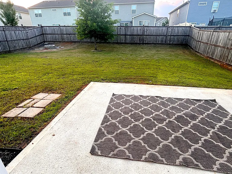 828 Royal Red Ct — Photo 47