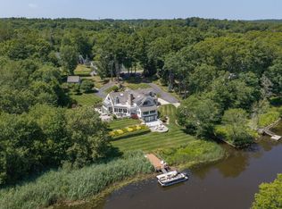 112 River Rd, Hanover, MA 02339