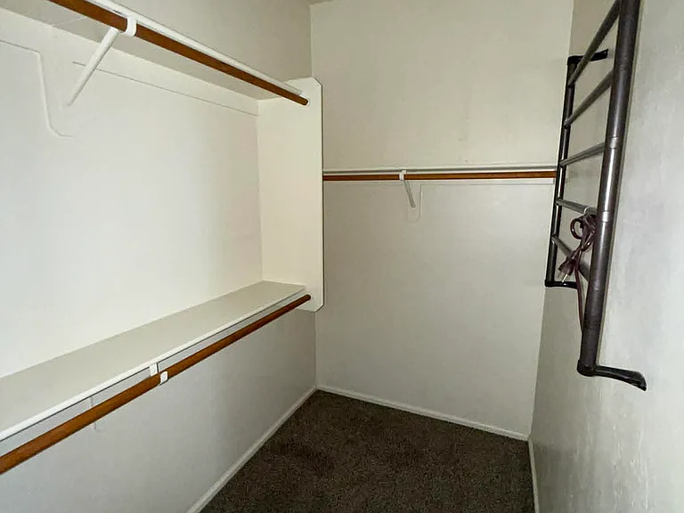 10450 S Cutting Horse Dr — Photo 19