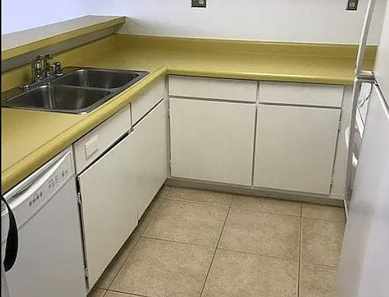 3rd image of 1806 Hyde St #1