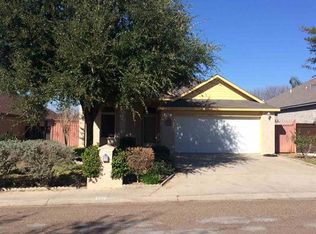 5222 Southlake Dr, Laredo, TX 78043