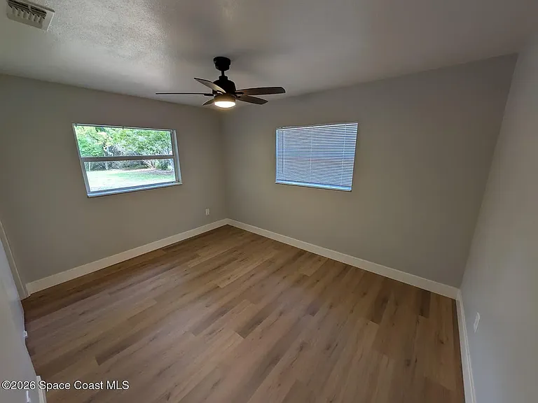 1585 Barna Ave — Photo 8