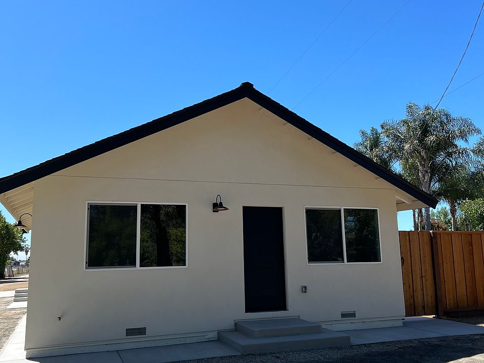 Front of unit