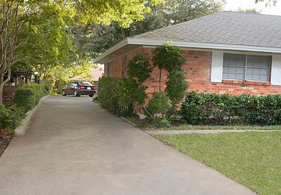 2nd image of 3717 Ashford Ave