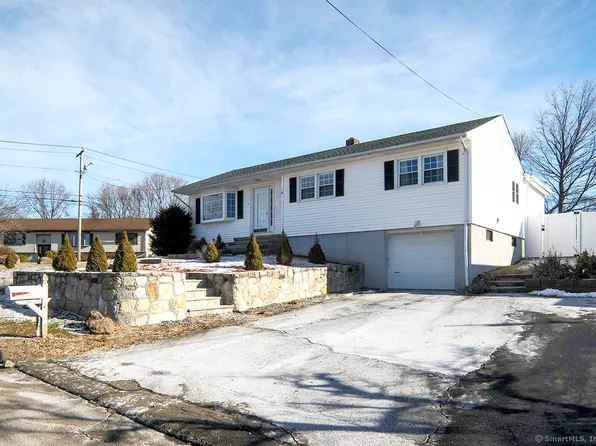 47 South Strong Street, East Haven, CT 06513
