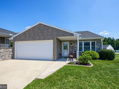 4421 Clair Mar Dr, Dover, PA, 17315