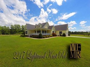 2217 Lightwood Knot Rd, Kinston, NC 28504