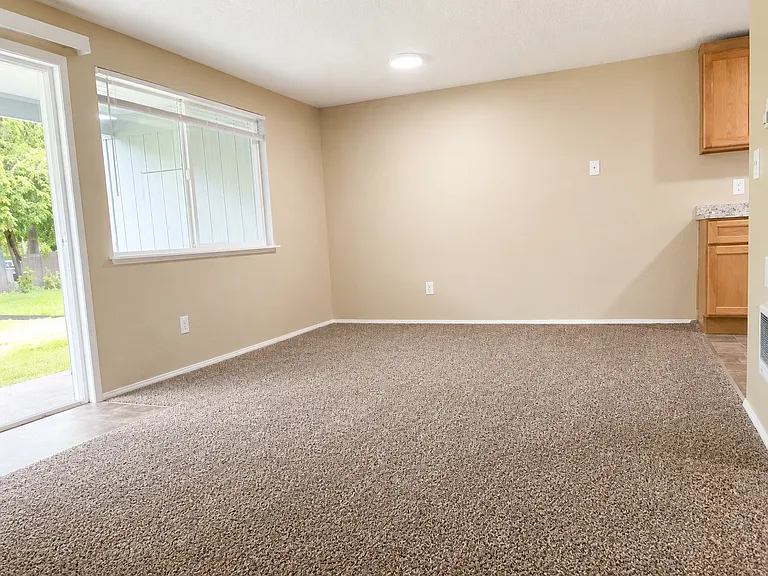 509 Old Pacific Hwy SE #C1 — Photo 2