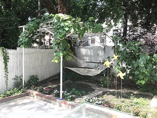 Rented by Owner | media 126