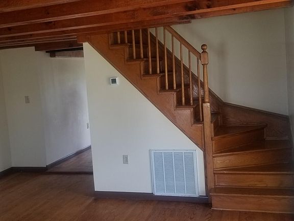 5th image of 311 W Chapline St