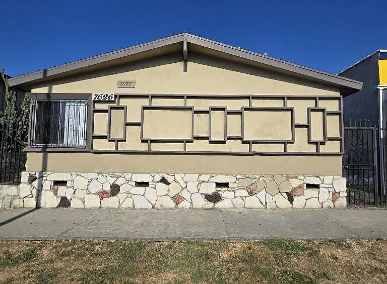 1 bed, 450 sqft, $2,050 — Photo 1