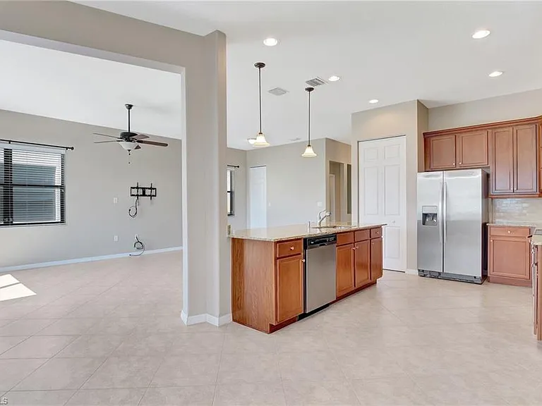 5374 Ferris Ave — Photo 14