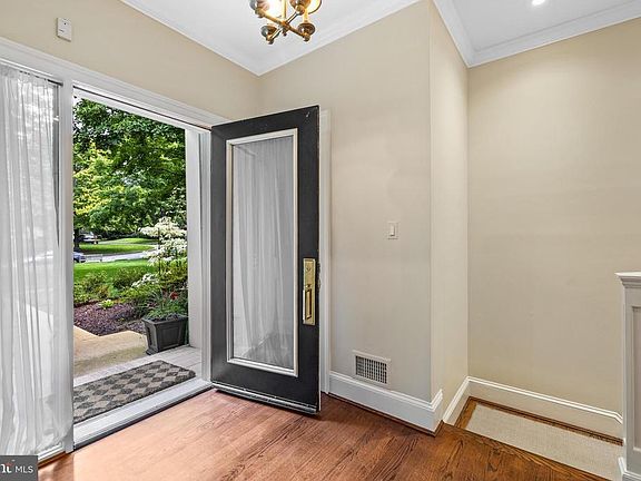 2nd image of 913 Drohomer Pl